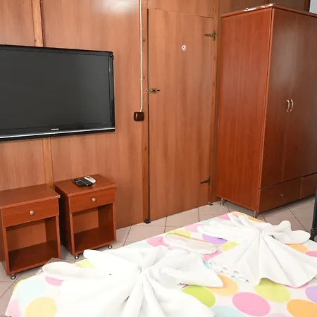 Melis Guest house