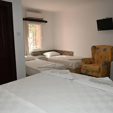 梅利斯畔丝咏酒店 博德鲁姆